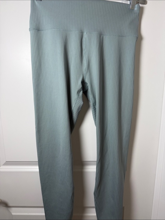 Vuori Pants - Vuori Ribbed High-Waist Leggings in Dusty Sage